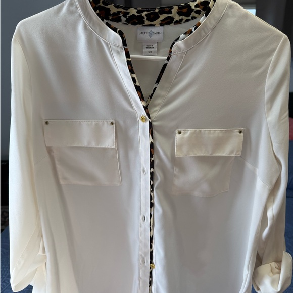 Jaclyn Smith Tops - Off-White Button-Up Blouse with Leopard Print Trim and gold details.
